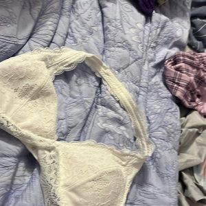 Hollister haulter top